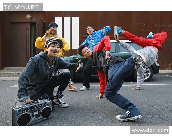 南京街舞队技术对比深度解析与风格特色探讨 南京街舞队技术对比深度解析与风格特色探讨