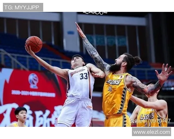 上海篮球队控制体系解析：战术运用与团队协作的深度剖析